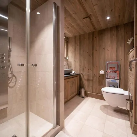 Situe Proche Centre De Megeve